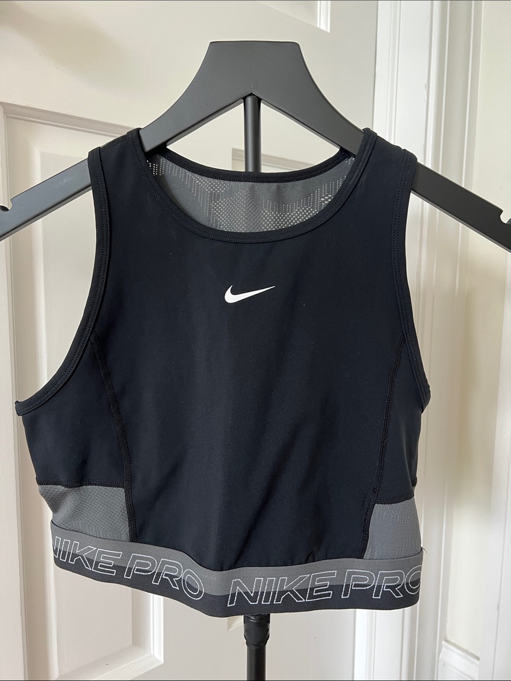 Nike Pro Crop Tank